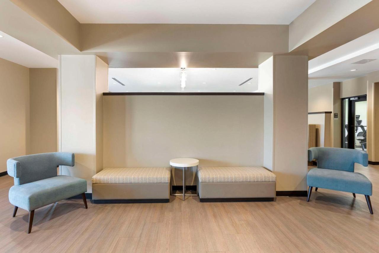 Sleep Inn North - Central Йорк Экстерьер фото
