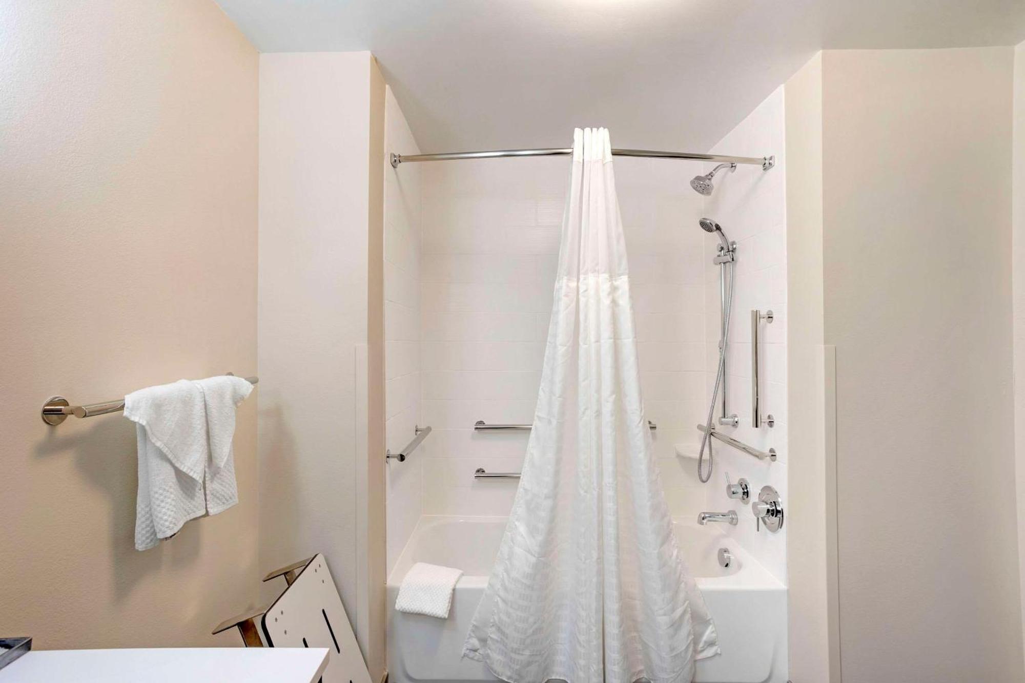 Sleep Inn North - Central Йорк Экстерьер фото
